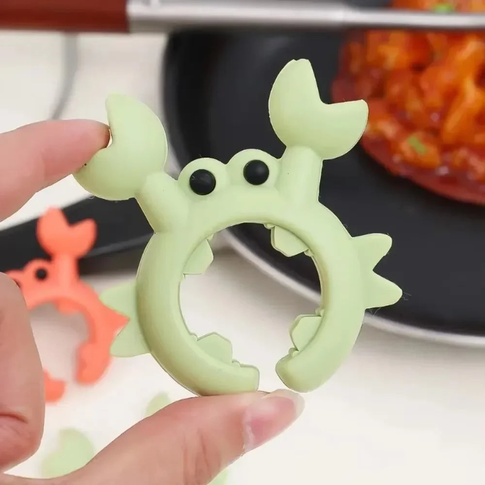 CrabbyGrip Spoon Holder – No More Messy Counters!